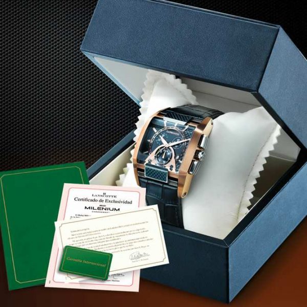 Reloj Milenium — Cronógrafo oro rosa con fibra de carbono — Vista 3